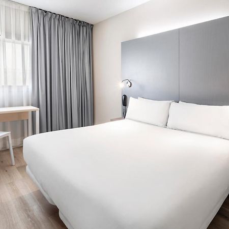 B&B Hotel Barcelona Mollet Mollet del Vallès Buitenkant foto