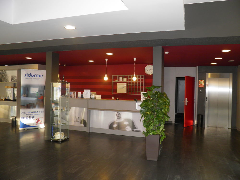 B&B Hotel Barcelona Mollet Mollet del Vallès Buitenkant foto